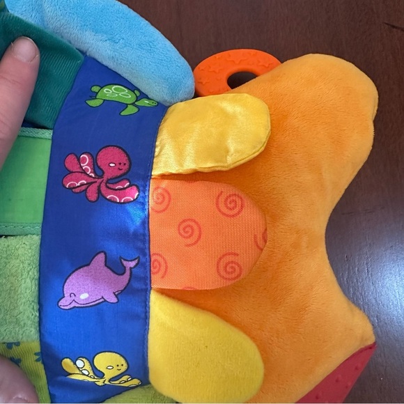 Melissa & Doug Flip Fish Soft Baby Toy - Picture 7 of 9